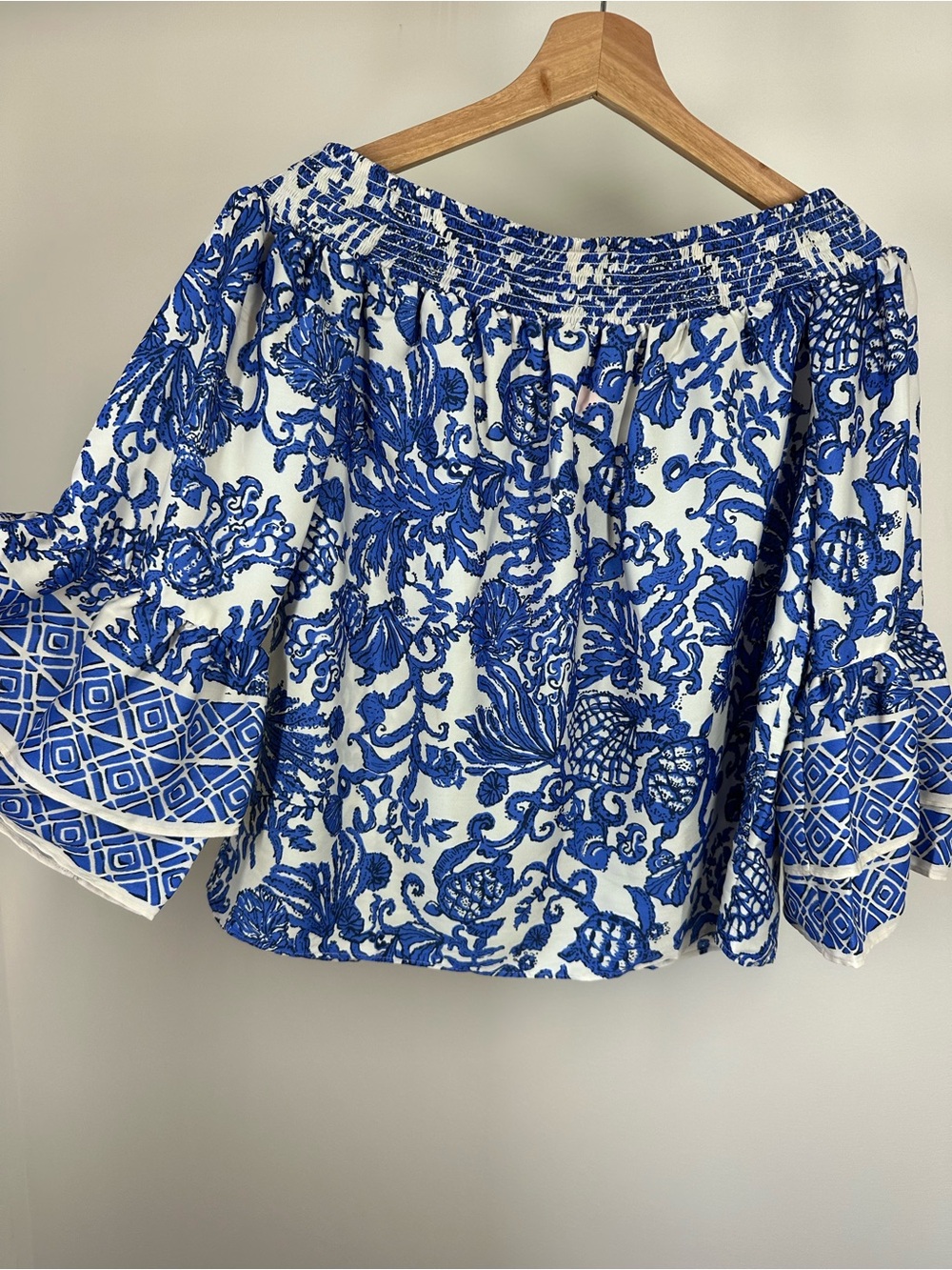 Lilly Pulitzer Women’s Kaori 3/4 Sleeve Off Shoulder Deeper Coconut Ride With Me - Picture 7 of 10